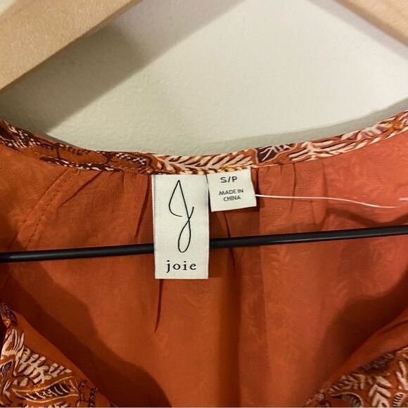 Joie Metallic Shimmer Floral Flutter Sleeve Blouse - Picture 7 of 8